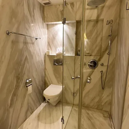 Luxury Flat Close To Park In アパート