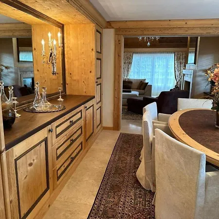 Luxury Flat Close To Park In